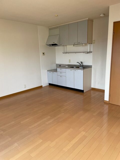 エルフローラ国衙　Ａ棟201号