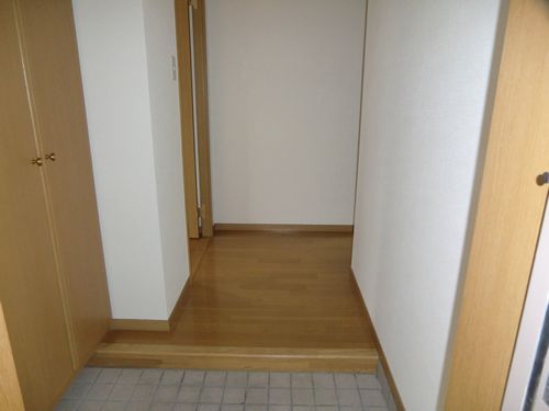 メゾン松川　102号