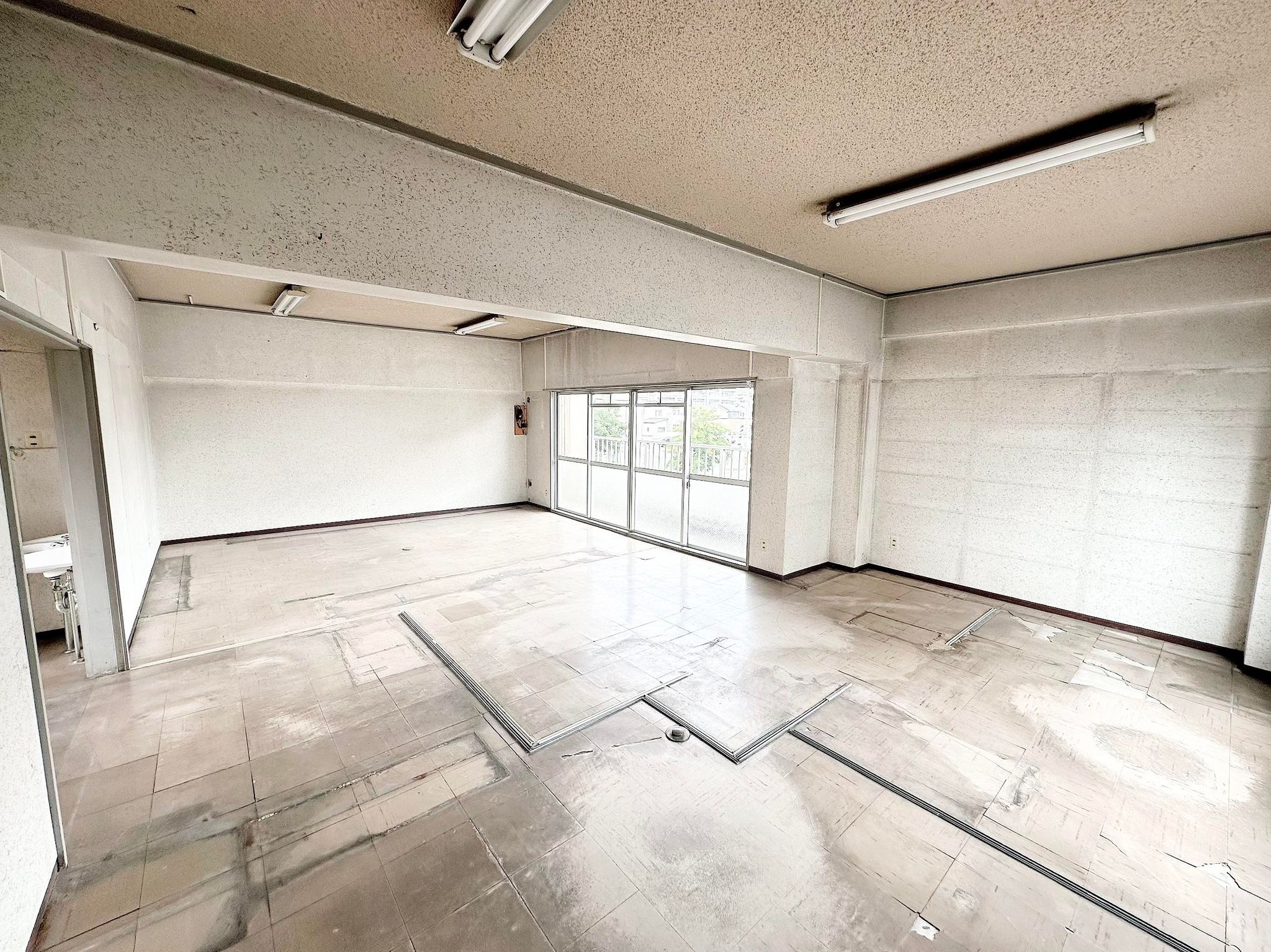防府市八王子　丸満ビル　202号