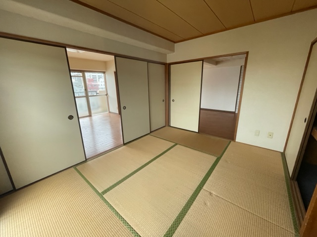 トモエビル　405号