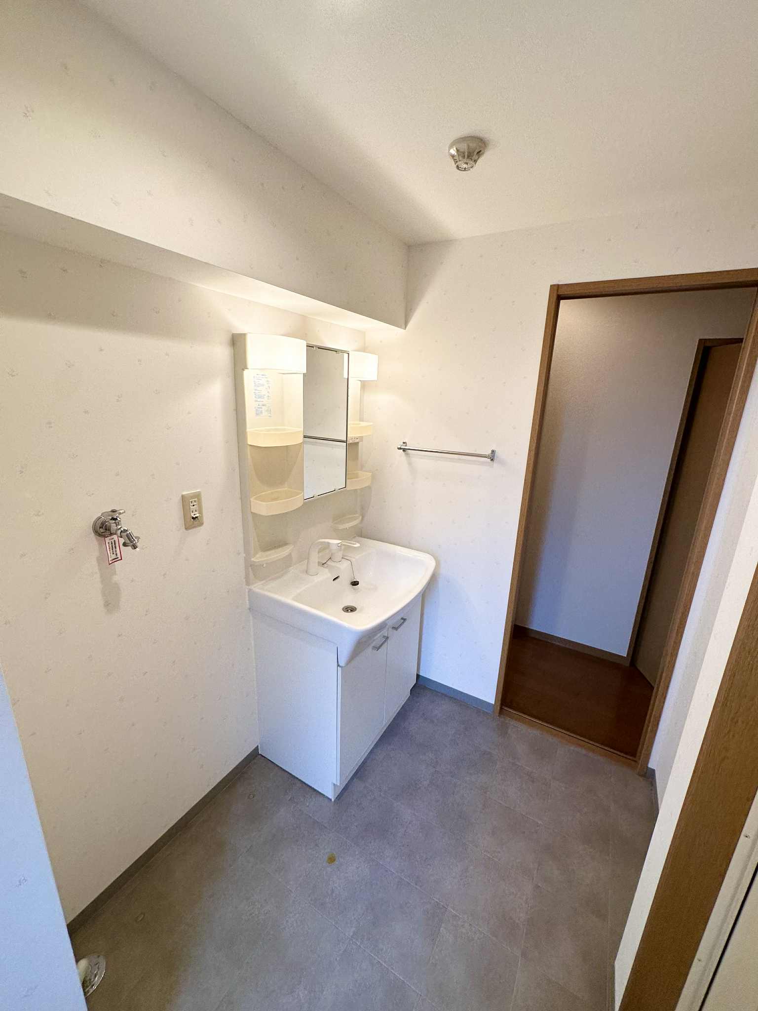 吉幸Ⅲ205号 一人暮らしにピッタリ賃貸物件♪