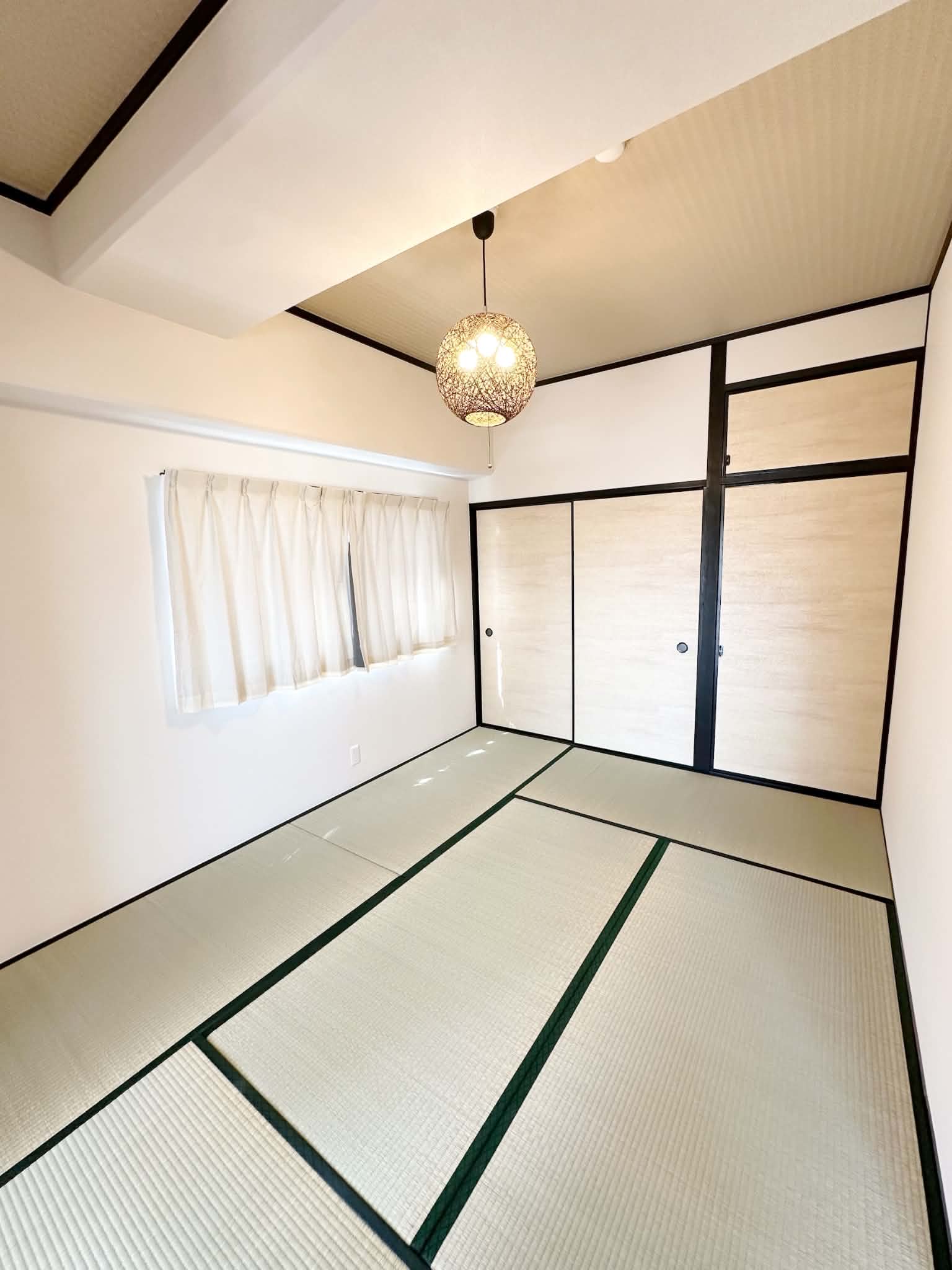 防府市中央町　メゾン・ド・アルカシェール